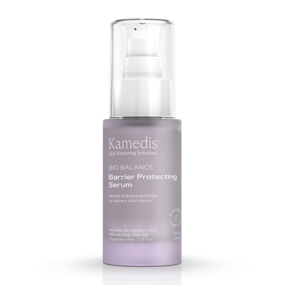Frontalaufnahme der Kamedis Bio Balance Barrier Protecting Serum Pumpflasche, 30 ml für empfindliche Haut.