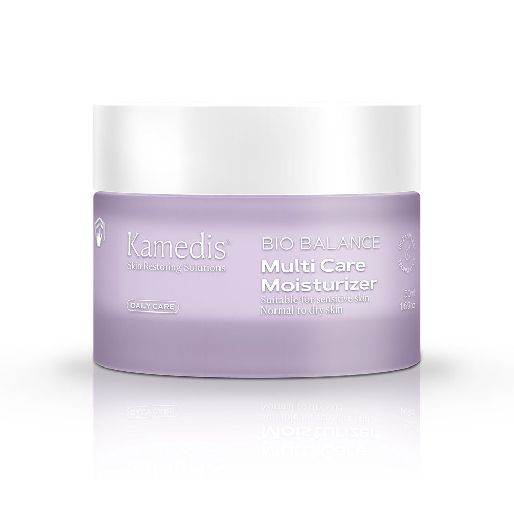 Geöffneter Kamedis Bio Balance Multi Care Moisturizer in lilafarbener Creme-Dose mit silbernem Deckel.